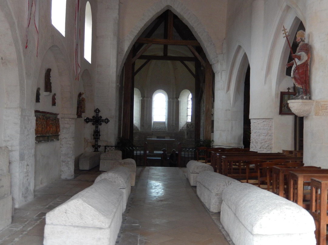 Eglise St Pierre景点图片