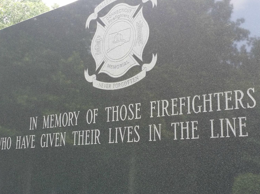 Connecticut Fallen Firefighters Memorial-温莎洛克斯必去景点
