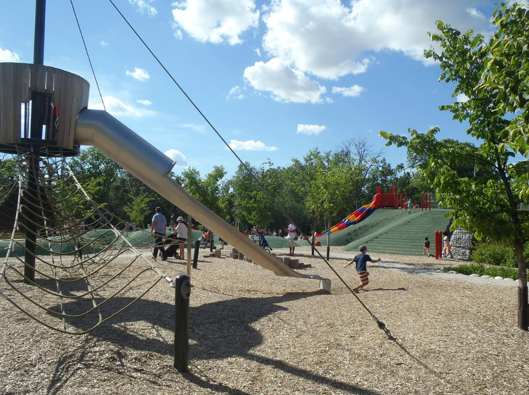 Assiniboine Park-温尼伯必去景点