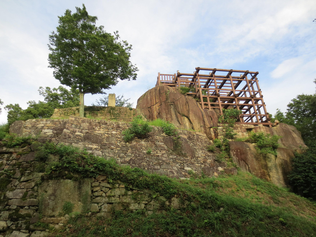Naegi Castle Ruins-中津川市必去景点