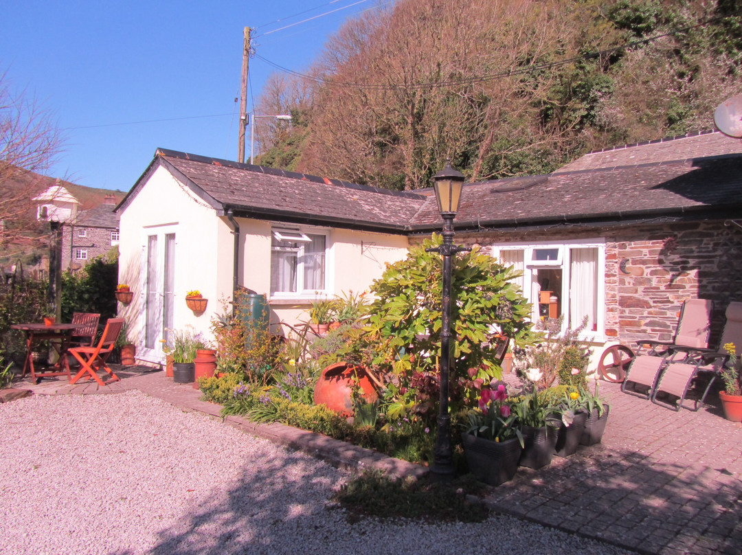 Valency B&B