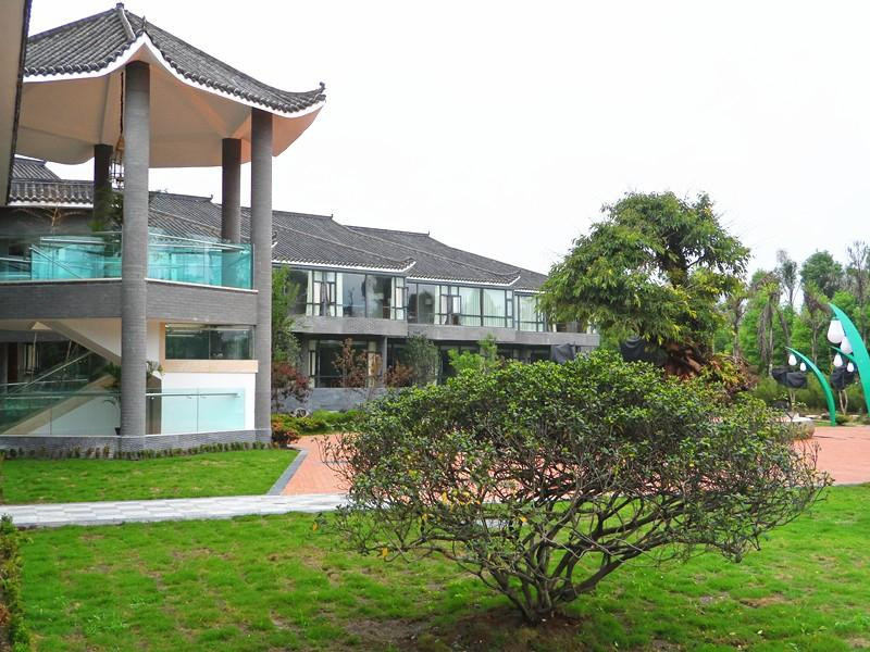 平野园林大酒店主图