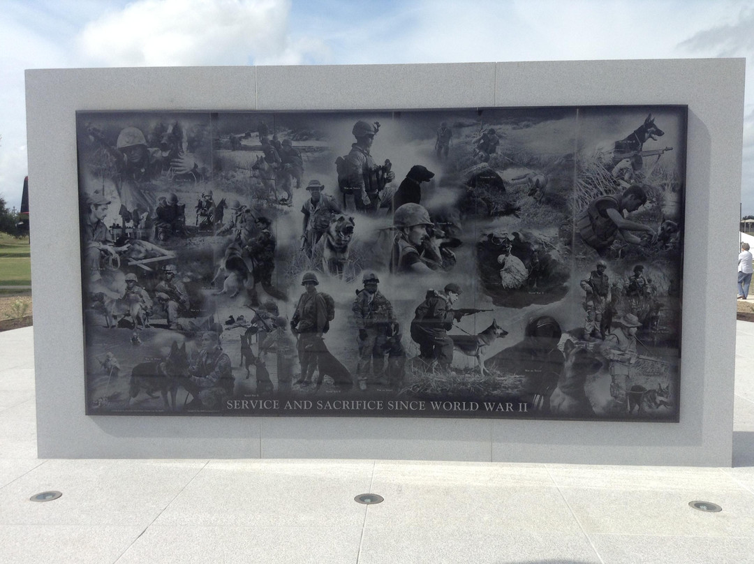 U.S. Military Working Dog Teams National Monument-圣安东尼奥市必去景点