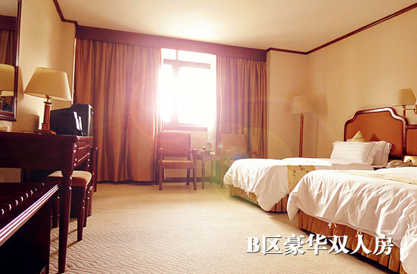 榕江大酒店主图