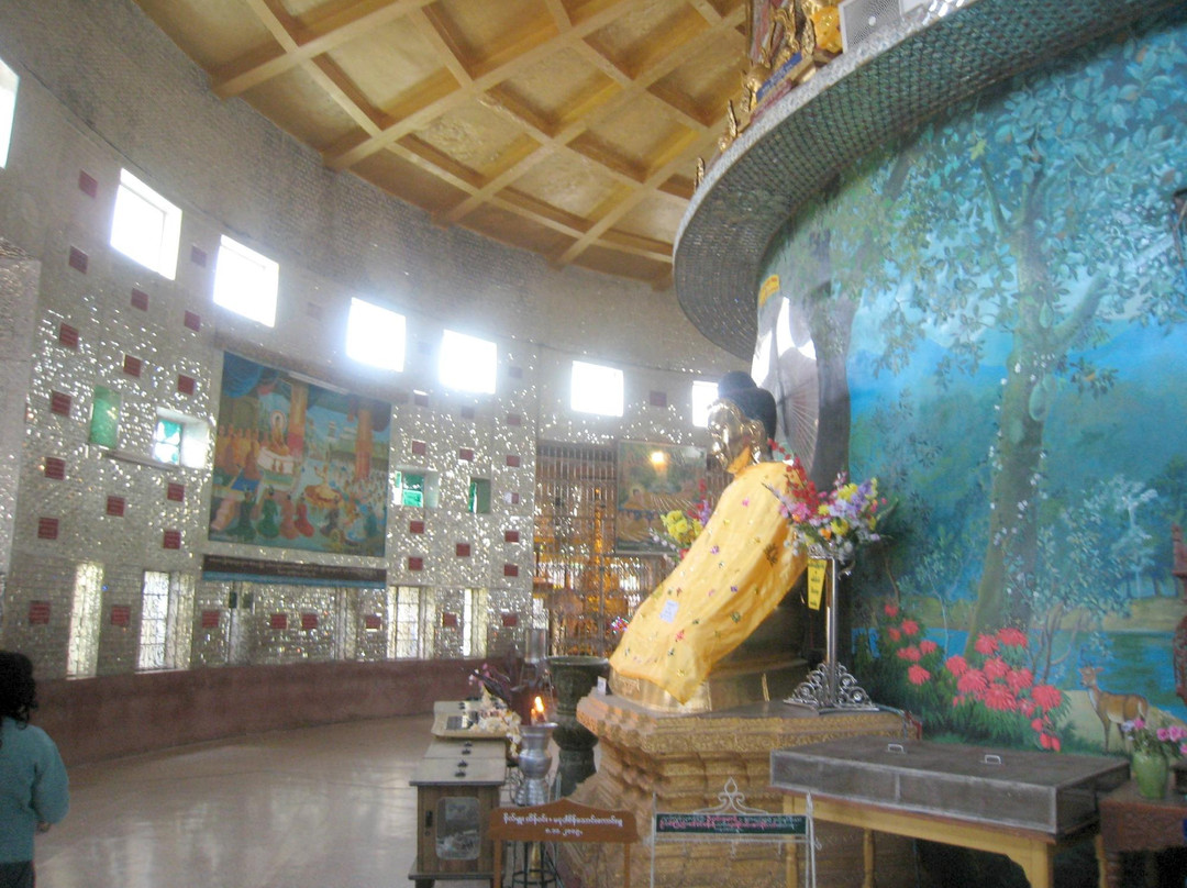 和平塔-仰光必去景点