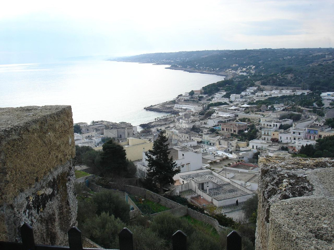 Castello Aragonese e Museo Archeologico Castro-Castro必去景点