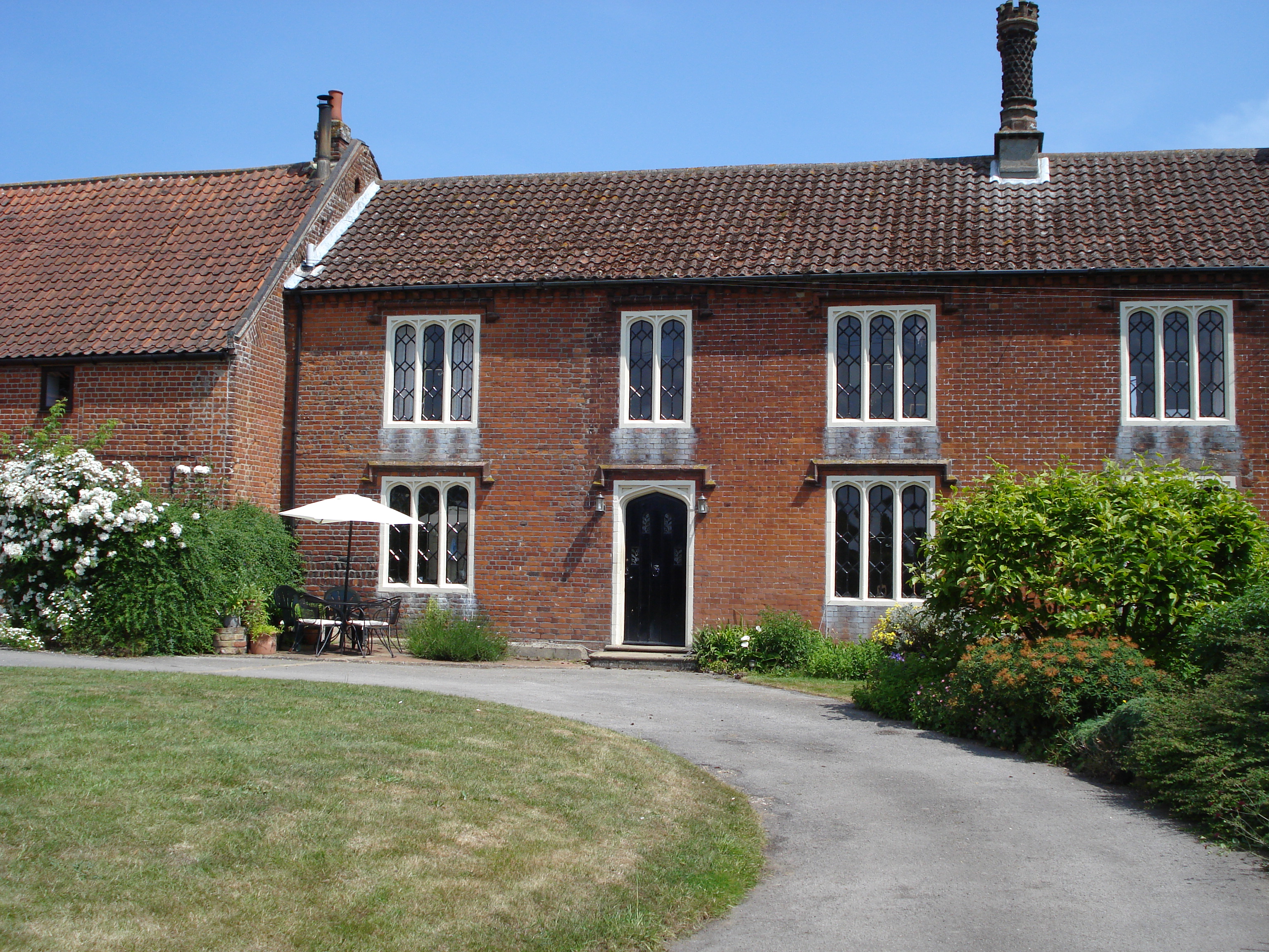 Manor Farm House-官方