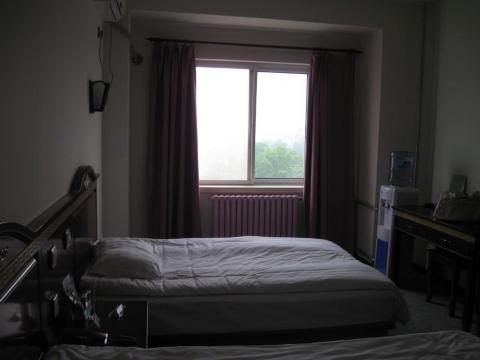 华硕加航酒店-客卧