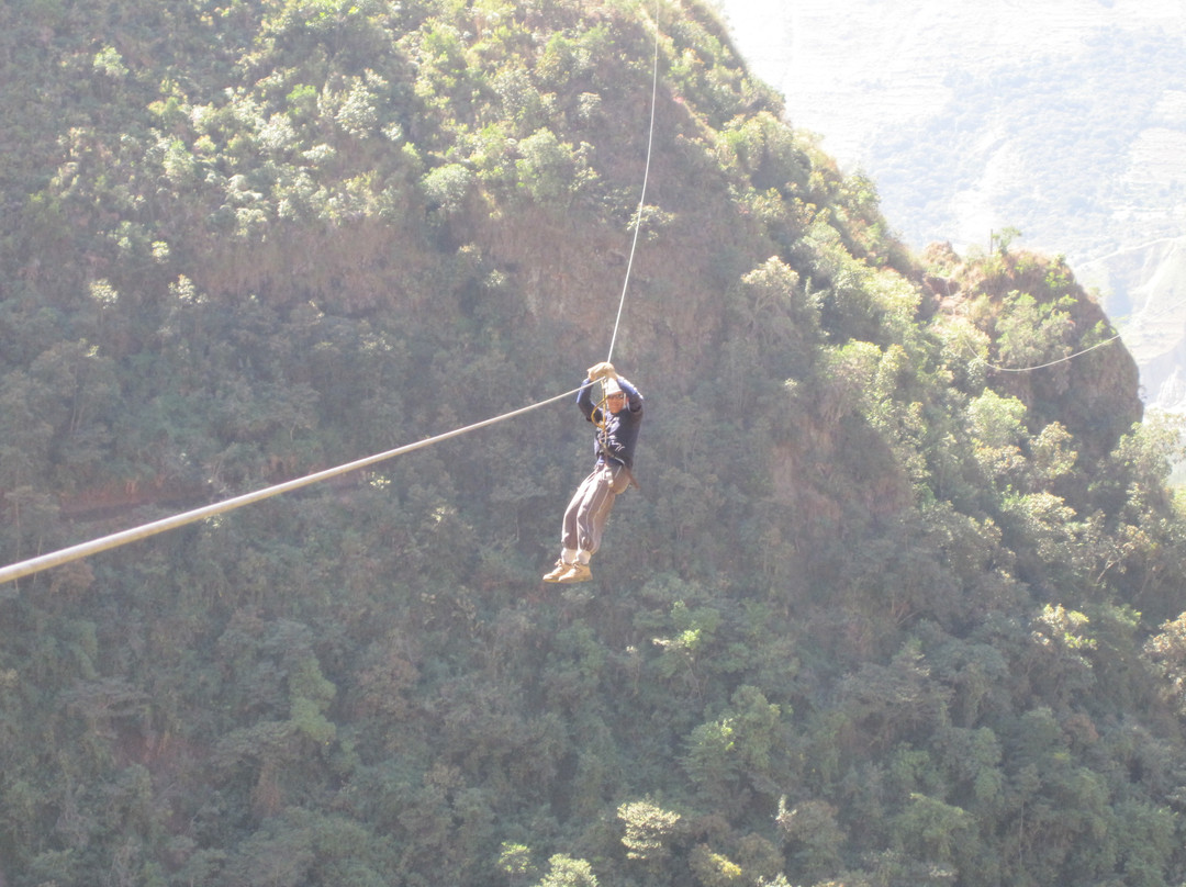 Zipline Cola de Mono-Santa Teresa必去景点