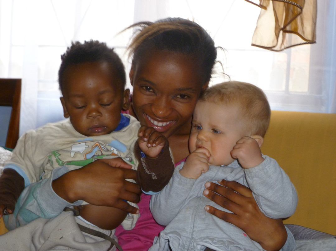 Emzini Township Tour-克尼斯纳必去景点