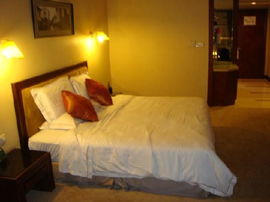 鹤山碧桂园凤凰酒店主图