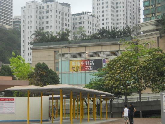 黑暗中对话-香港必去景点