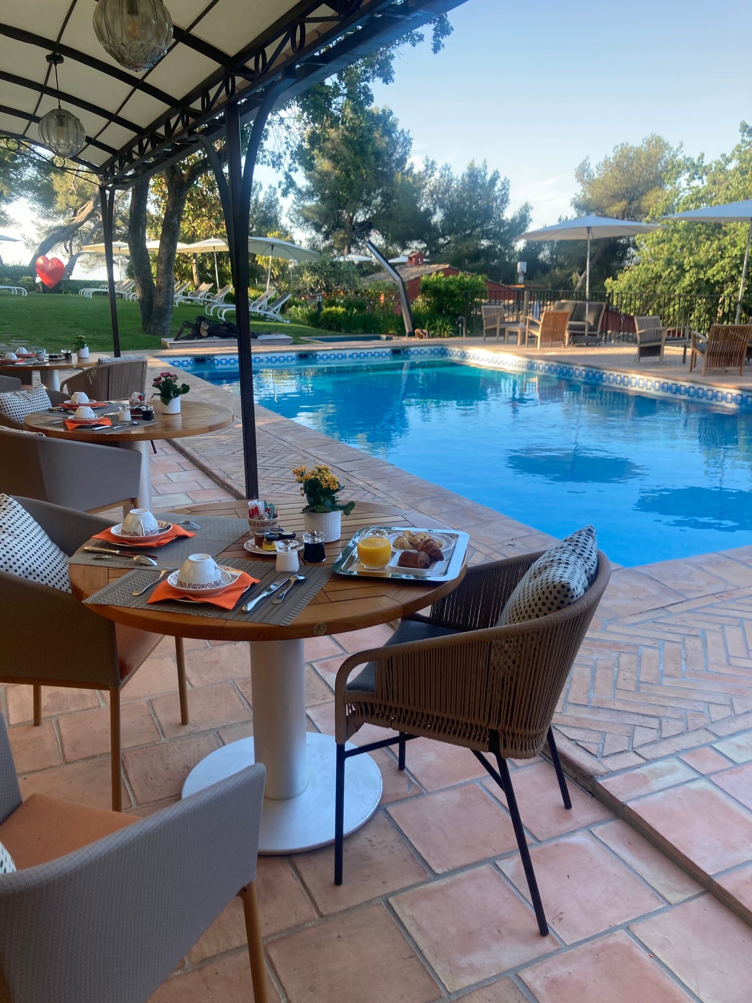 Hotel Cantemerle Spa & Restaurant-泳池