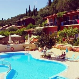 Irida Studios and Suite主图