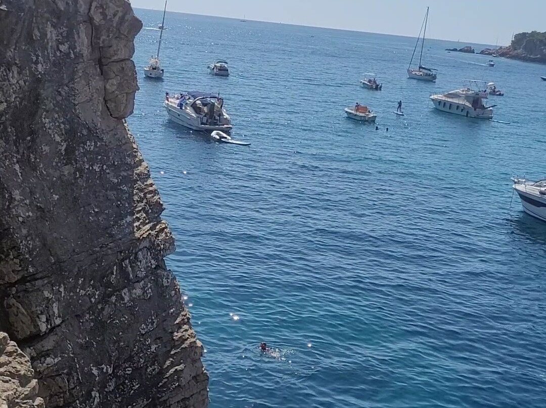 Calanque la Galere景点图片