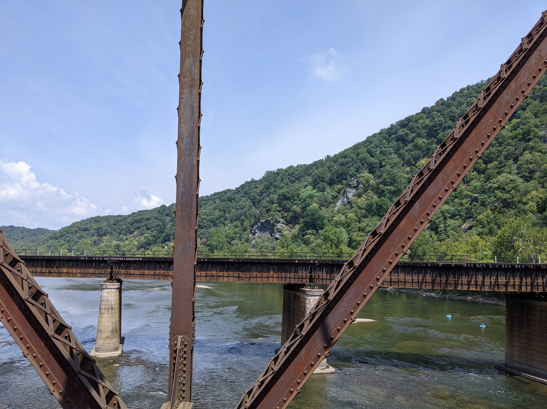 The Point-哈泊斯费里必去景点