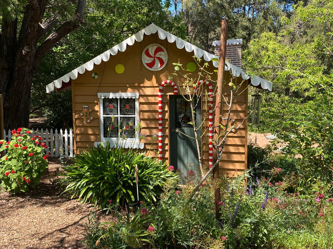 Ford House Retreat主图