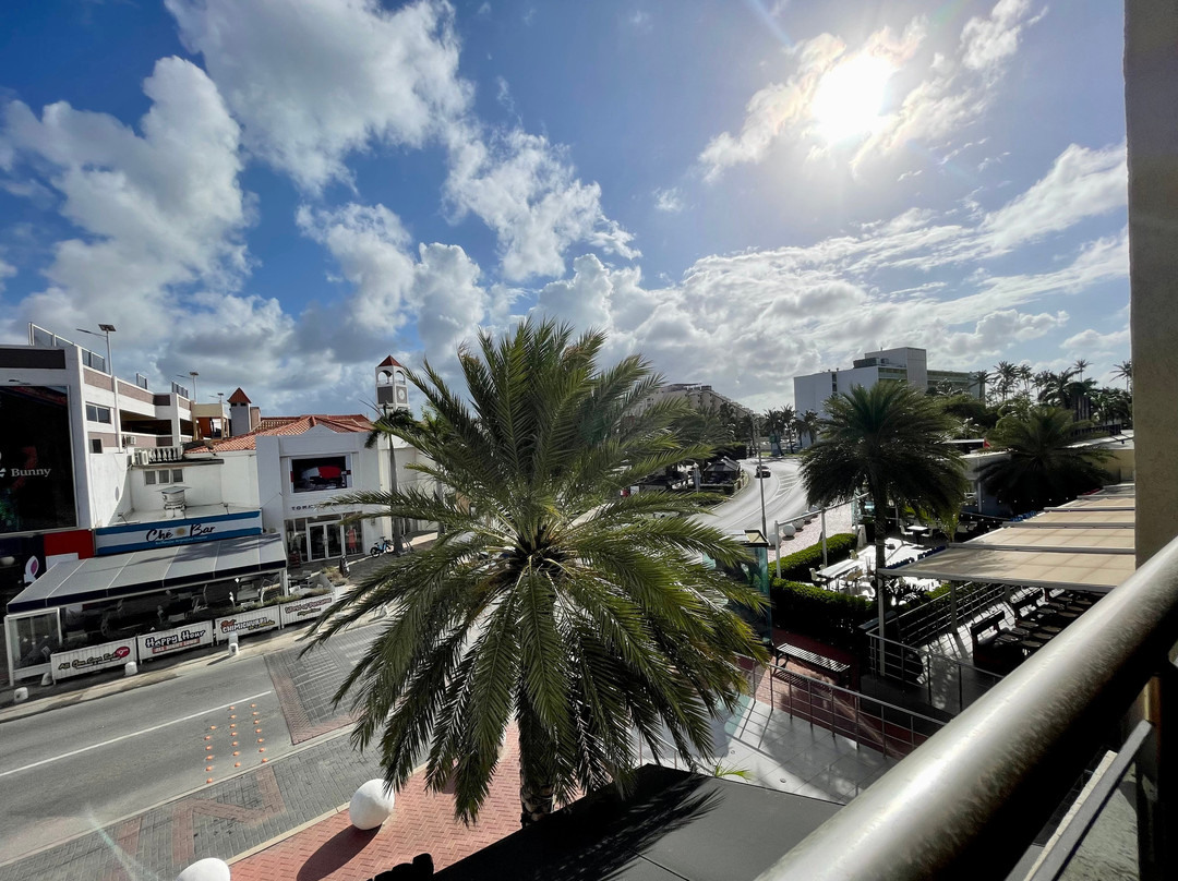 The Cove - Condo Hotel - Palm Beach Strip
