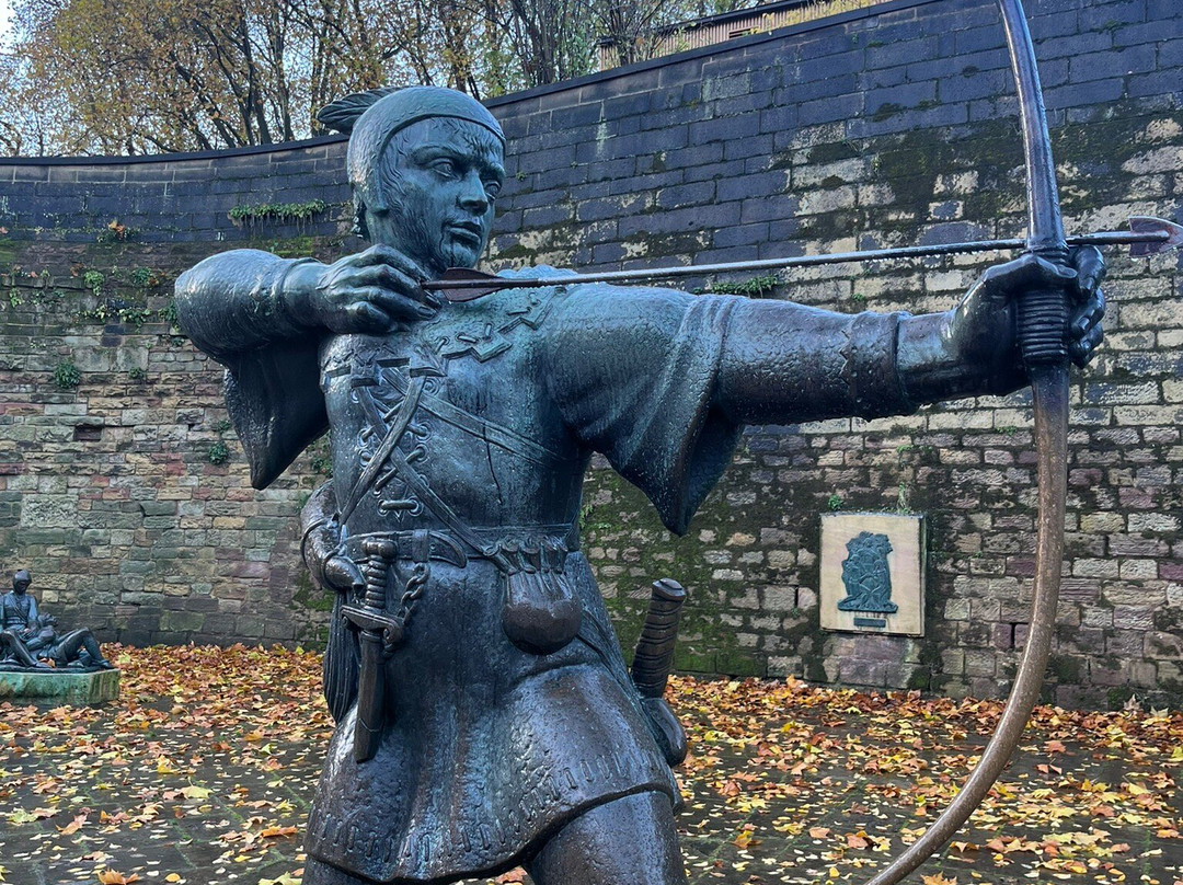 Robin Hood Statue-诺丁汉必去景点