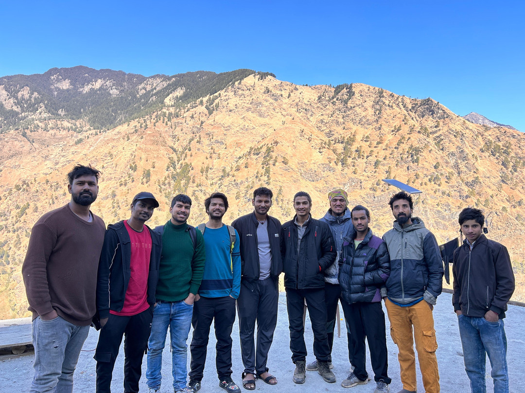 Sar Outdoors景点图片