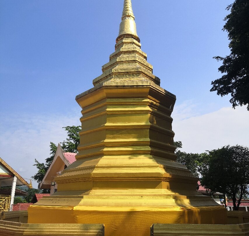 Wat Phra That Chom Thong-清莱必去景点