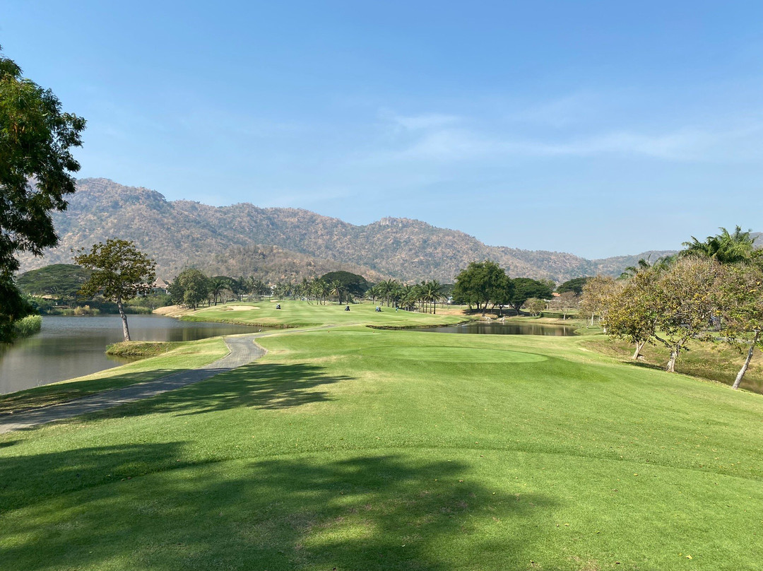 Palm Hills Golf Club景点图片