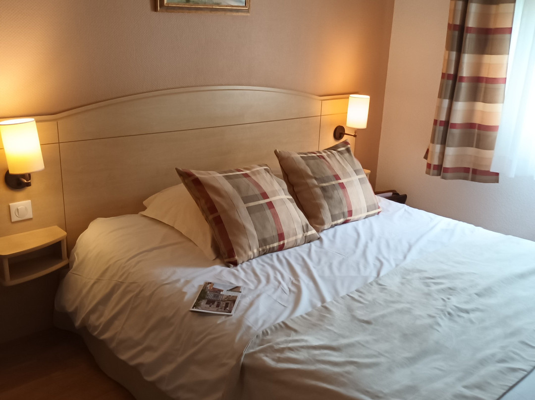 Brit Hotel Chateaudun主图