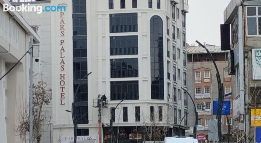 Pars Palas Hotel