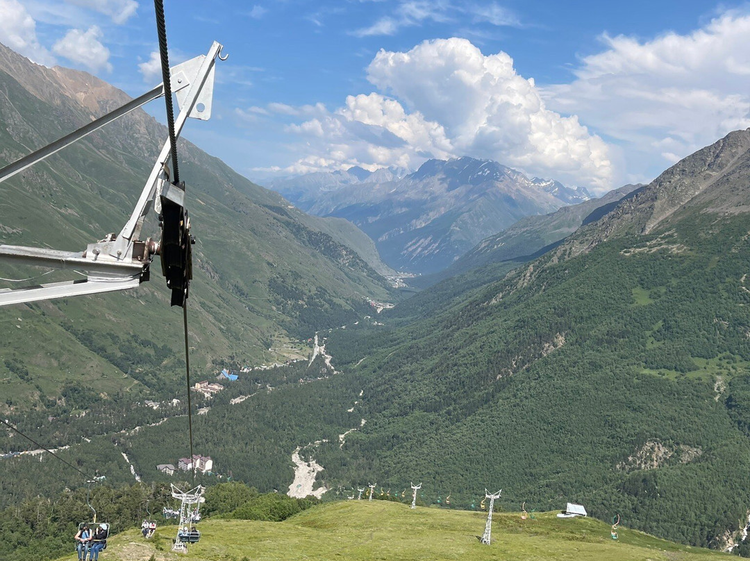 Cheget Chair-Lift景点图片