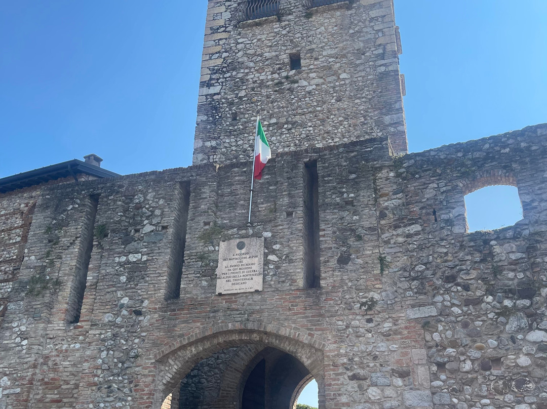 Castello di Desenzano-代森扎诺-德尔加达必去景点