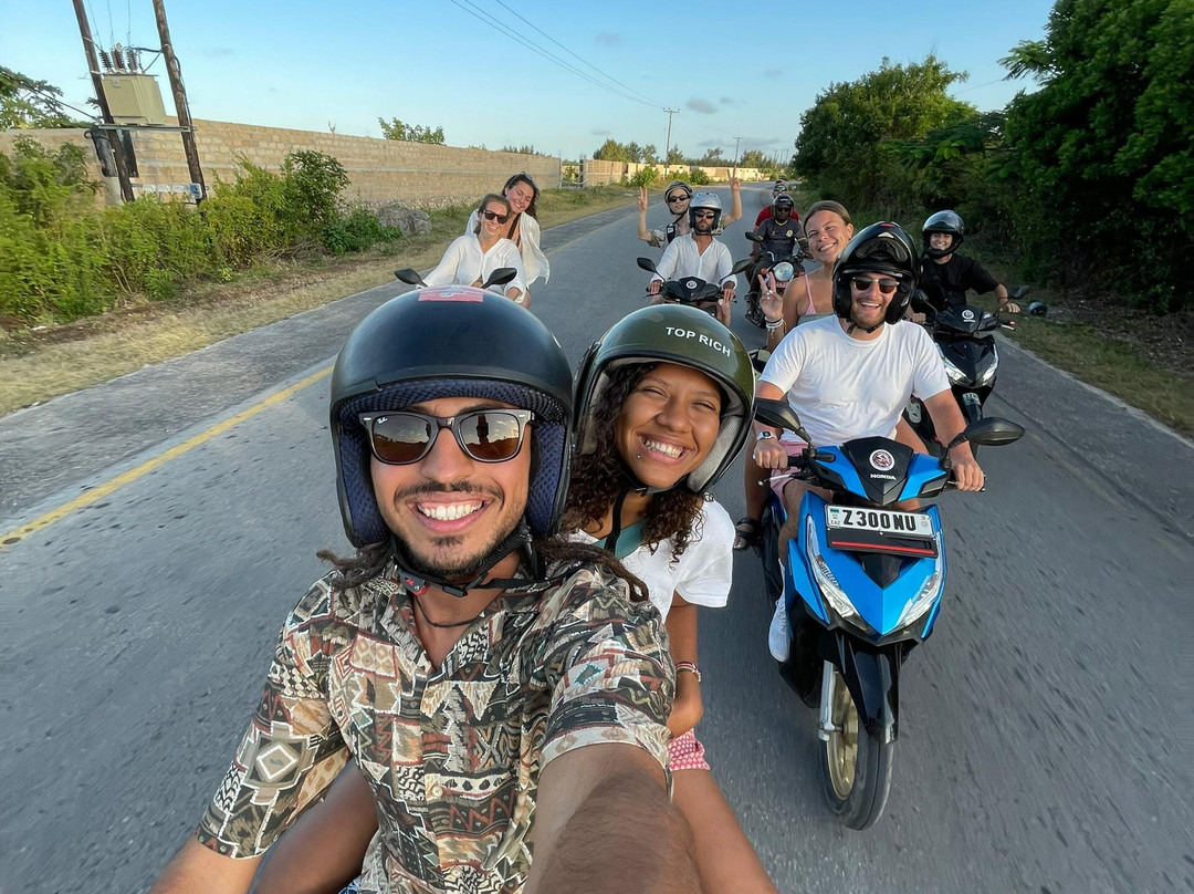 Kapengaro Scooter Rent-帕杰必去景点