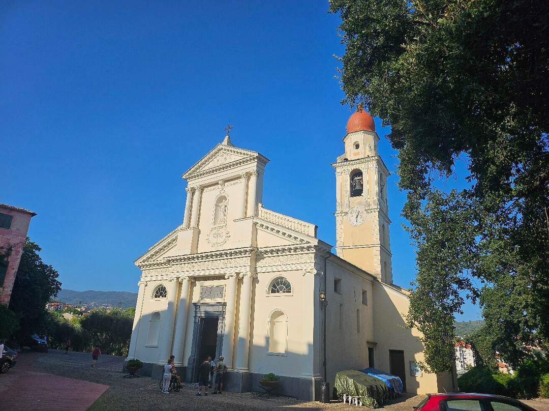 Santuario Nostra Signora della Rovere-San Bartolomeo al Mare必去景点
