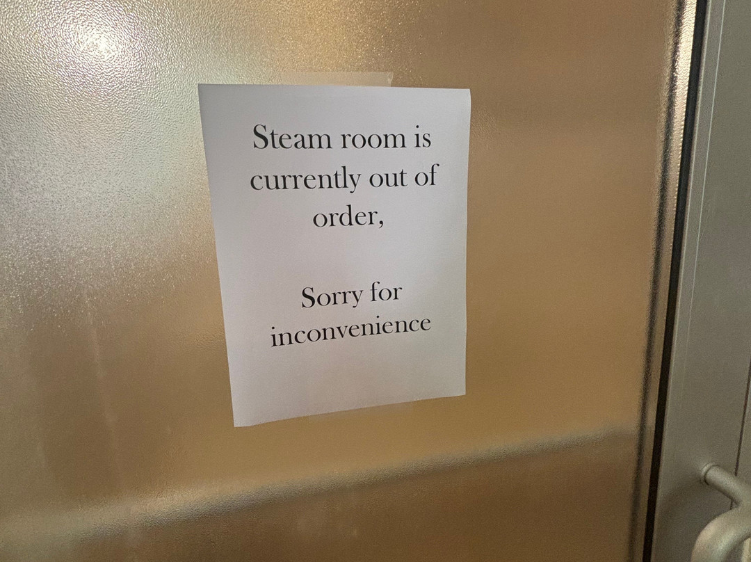 蛇河别墅温泉罗克度假酒店主图