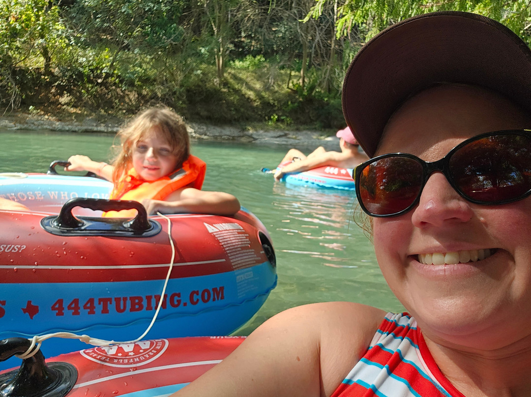 Comal River Toobs-新布朗费尔斯必去景点