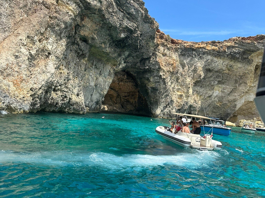 Solevela Yacht Charter-Ta' Xbiex必去景点