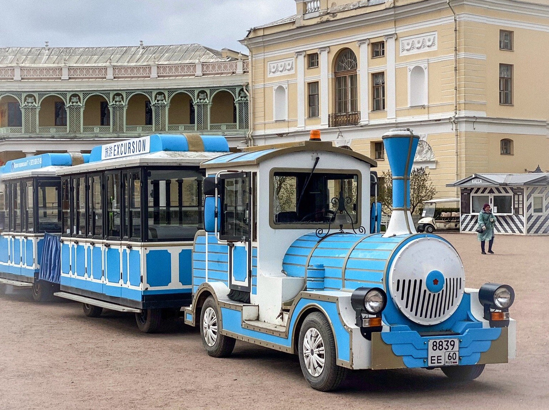 Pavlovsk Park景点图片
