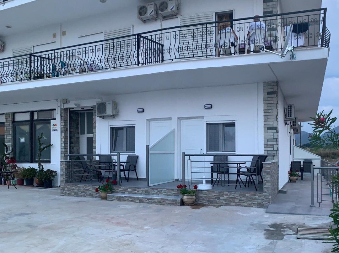 Skoulidis Family Apartments