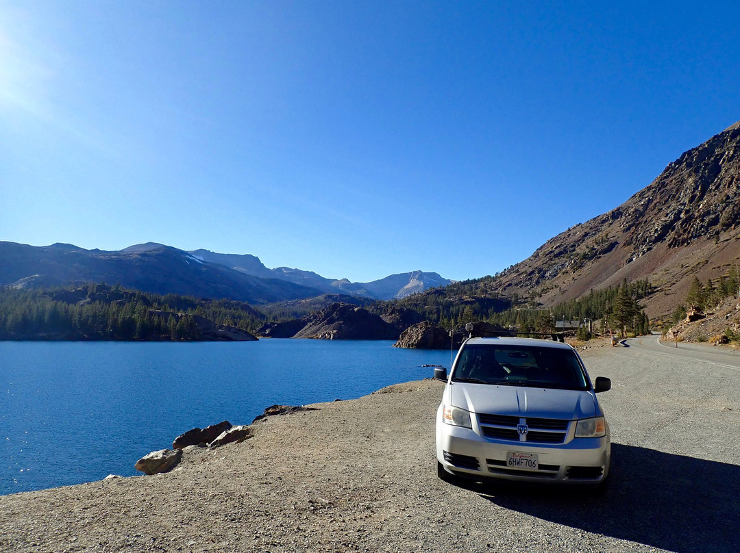 利韦宁旅游景点-Tioga Lake