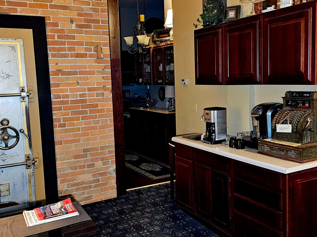 Heritage House Bed & Breakfast主图