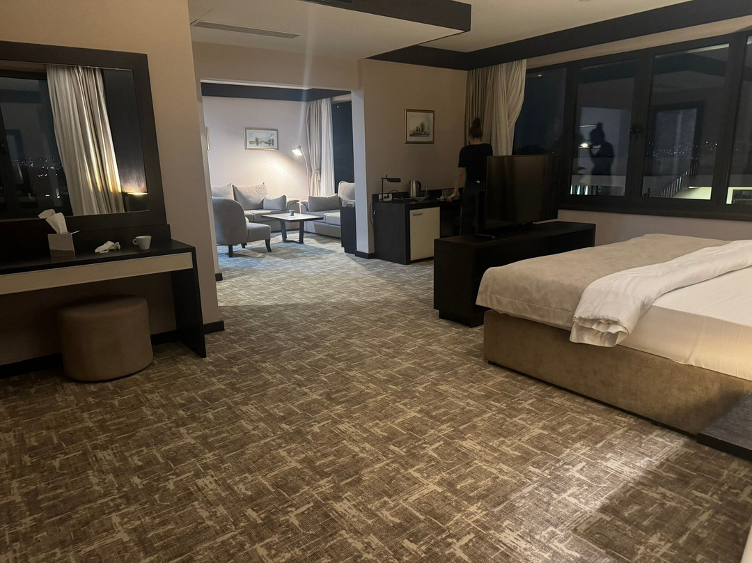 Malak Regency Hotel主图