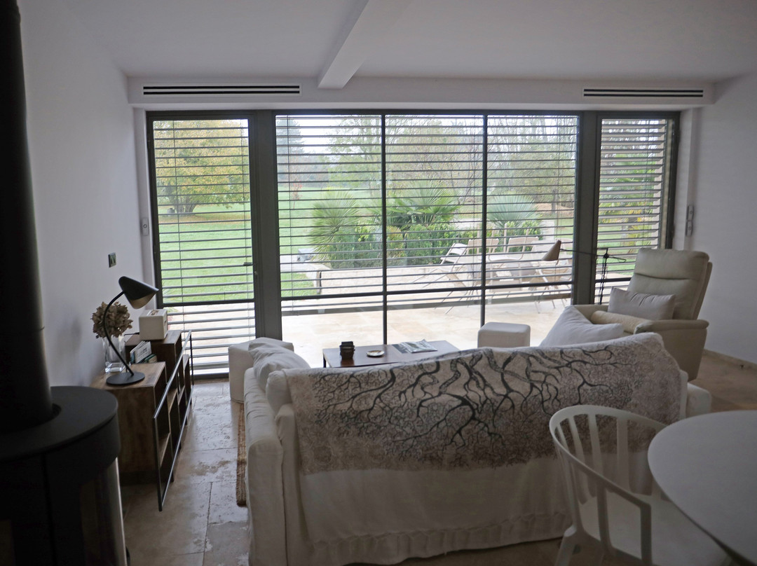 Domaine De Labarthe Guest House主图