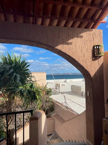 Casa Kootenay Waterfront Bed and Breakfast主图