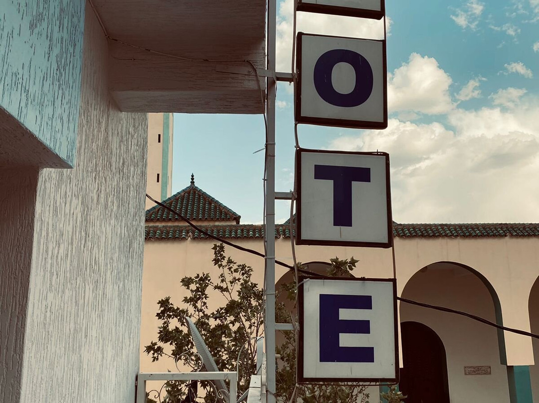 Hôtel Restaurant Ali主图