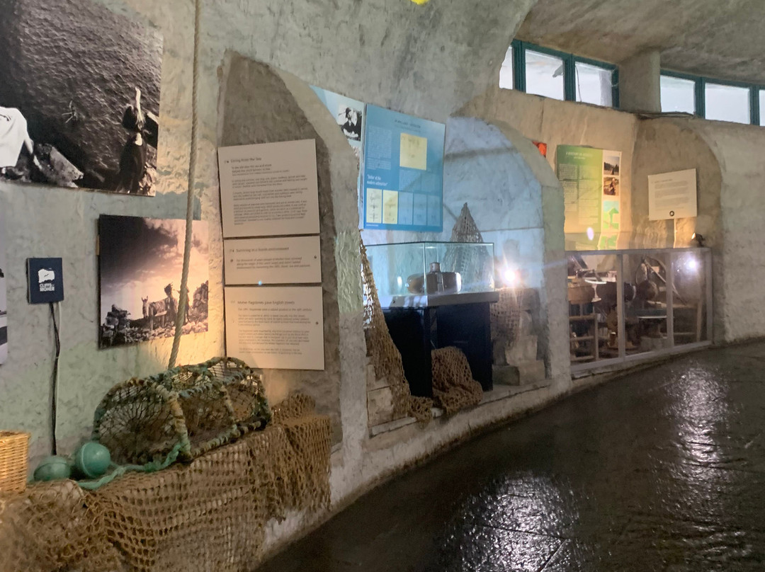 Cliffs of Moher Visitor Centre-Liscannor必去景点