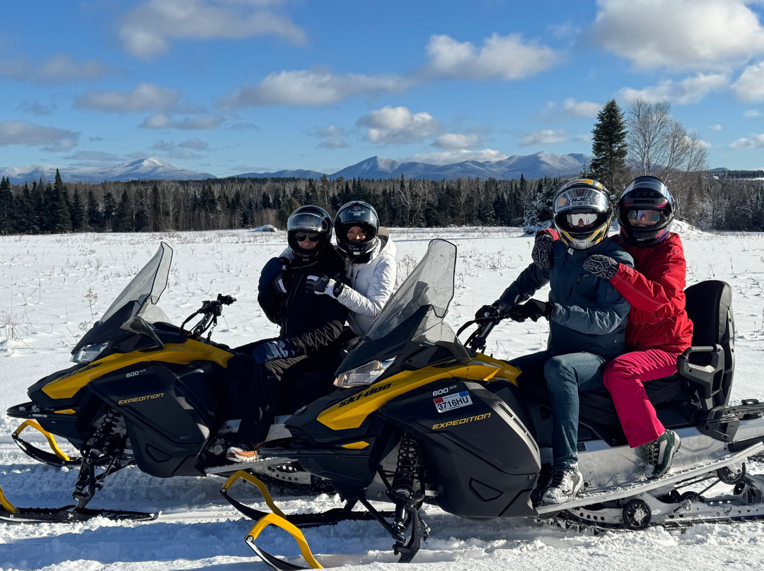 Farmhouse Snowmobiling and UTVs-普莱西德湖必去景点