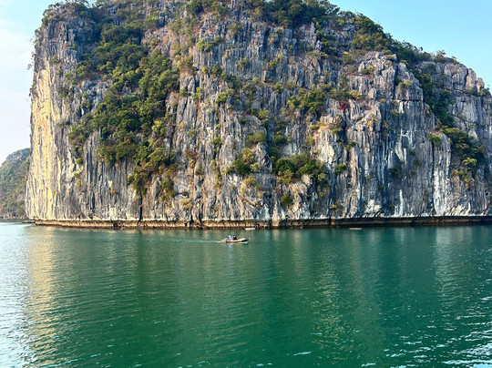 Aduta Cruise-Cat Ba Town必去景点