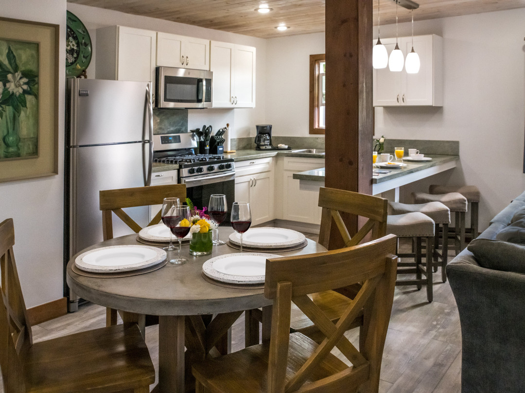 卡美拉客栈主图