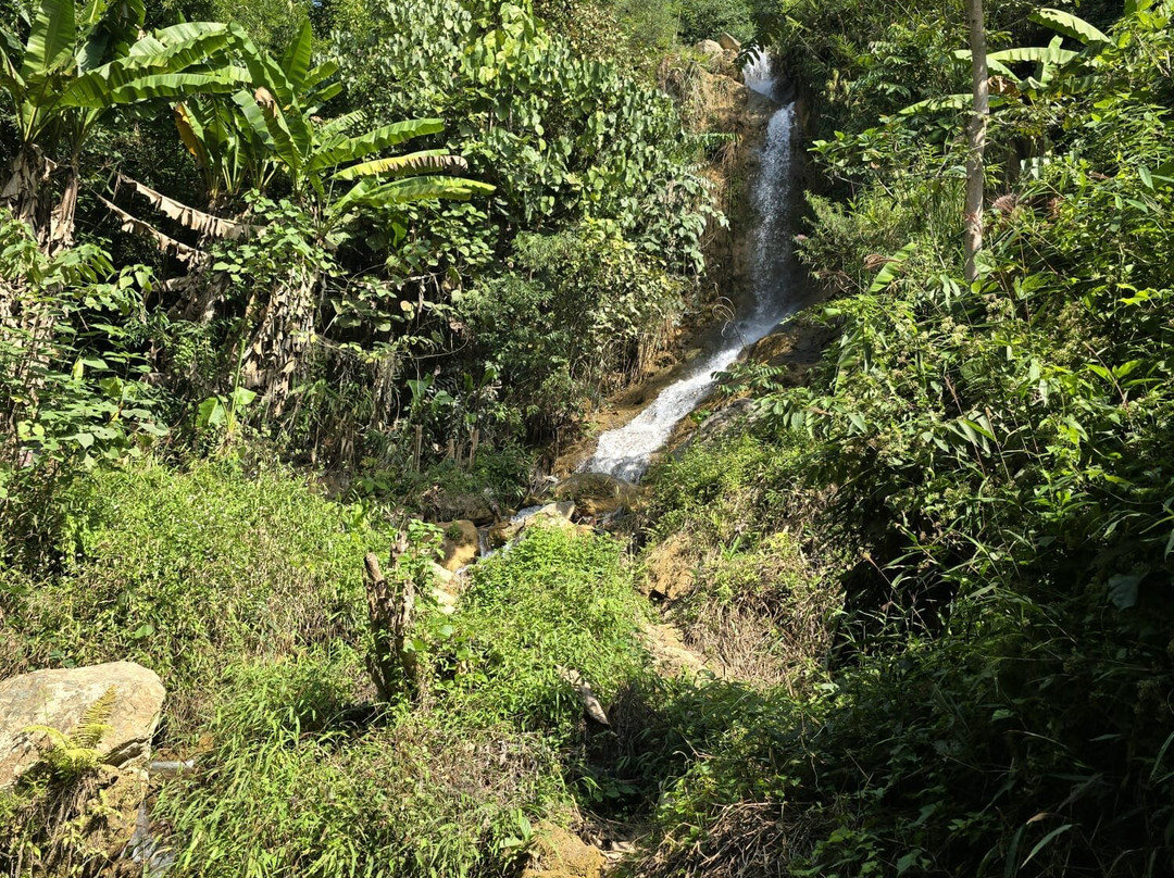 100 Waterfalls景点图片