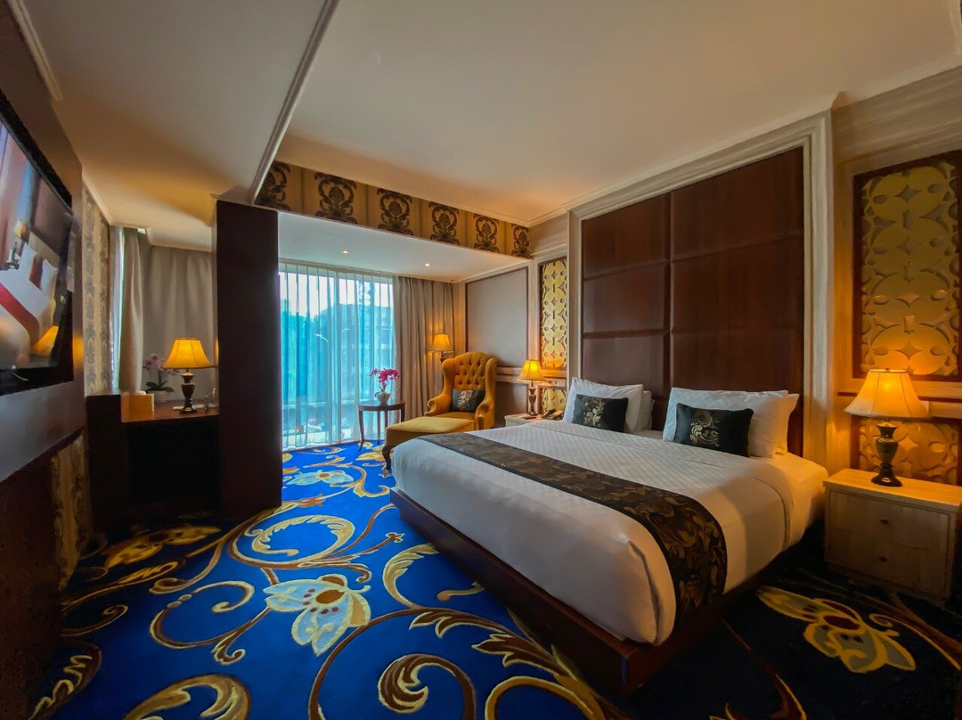 Sapphire Sky Hotel BSD City主图