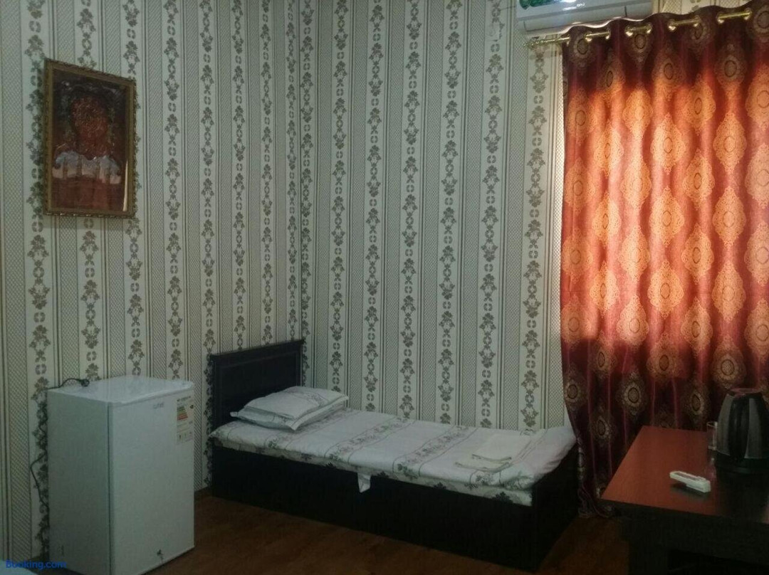 Otel' Ratmina- Muinak